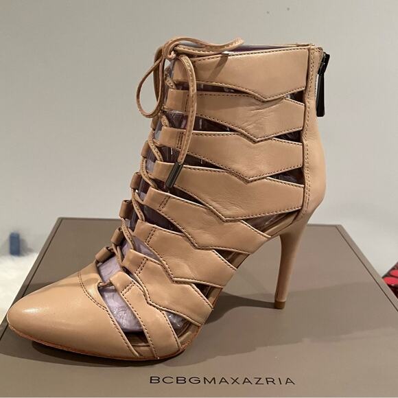 NEW BCBGMaxAzria Leather Bren Lace-Up Cage Almond Toe Bootie in Max Nude … NIB - Picture 2 of 15